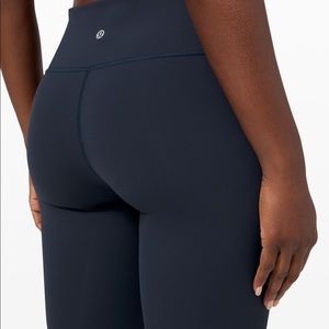 Lululemon Wunder Under 25” size 4